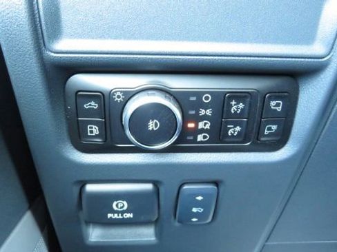 New 2025 Ford F150 XLT w/ Equipment Group 303A High image 28