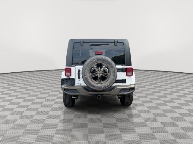 Used 2017 Jeep Wrangler Unlimited Sahara AWD/4WD image 9