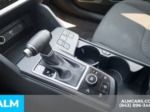 Used 2025 Kia Sportage LX FWD image 26