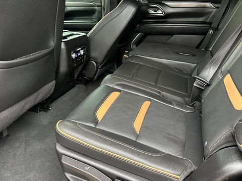 Used 2024 GMC Yukon AT4 image 12