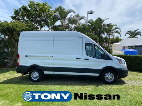 Used 2022 Ford Transit 250 148 High Roof AWD image 8