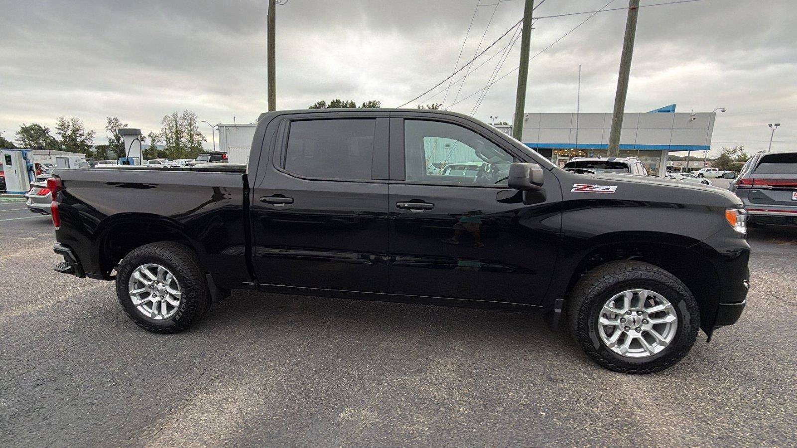 New 2026 Chevrolet Silverado 1500 RST w/ Convenience Package II AWD/4WD image 7