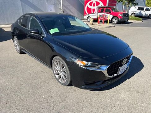 Used 2019 MAZDA MAZDA3 AWD Sedan w/ Select Package image 3