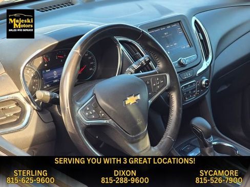 Used 2022 Chevrolet Equinox LT image 18