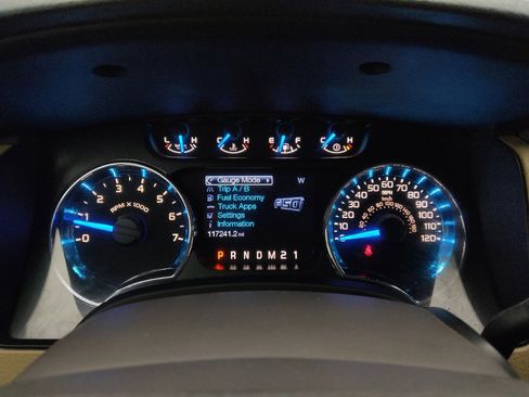 Used 2014 Ford F150 XLT w/ Equipment Group 302A Luxury image 23