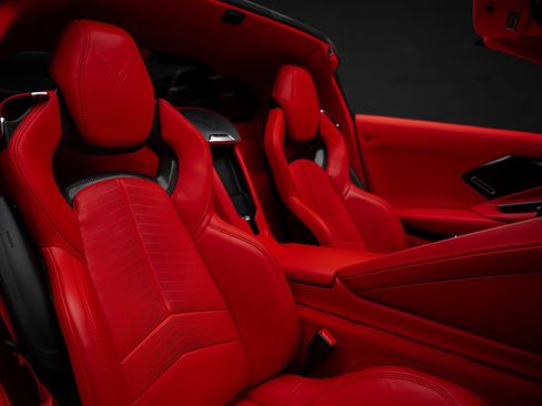 Used 2024 Chevrolet Corvette Stingray Premium Cpe w/ Z51 Performance Package RWD image 64