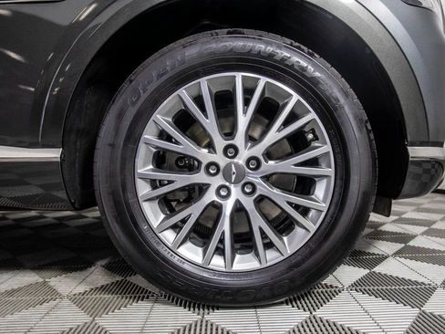 Used 2024 Genesis GV80 2.5T image 37