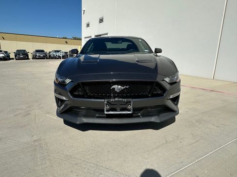 Used 2018 Ford Mustang GT Premium w/ GT Performance Package image 2