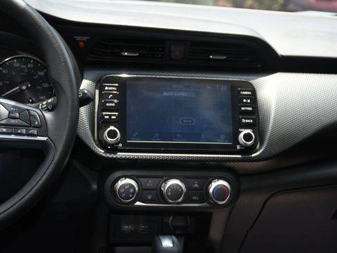 Used 2024 Nissan Kicks SV FWD image 15