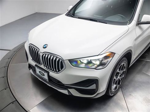 Used 2021 BMW X1 xDrive28i AWD/4WD image 9
