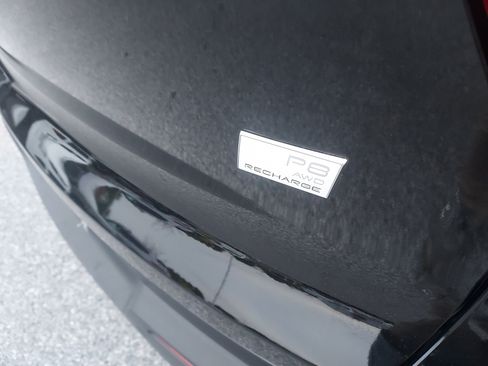 Used 2021 Volvo XC40 P8 Recharge image 27