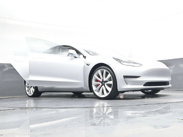 Used 2018 Tesla Model 3 Performance AWD/4WD image 41