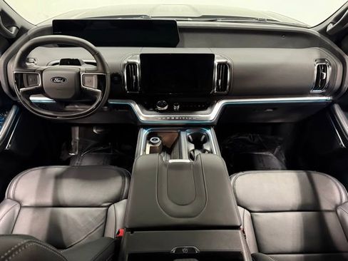 New 2025 Ford Expedition Platinum w/ Stealth Performance Package image 34