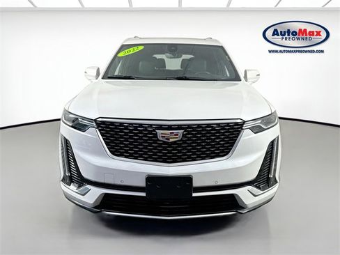 Used 2022 Cadillac XT6 Premium Luxury w/ Technology Package image 7