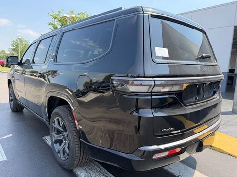 New 2026 Jeep Grand Wagoneer L Limited AWD/4WD image 6