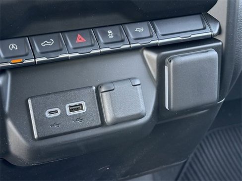 New 2026 Chevrolet Silverado 1500 Custom image 18