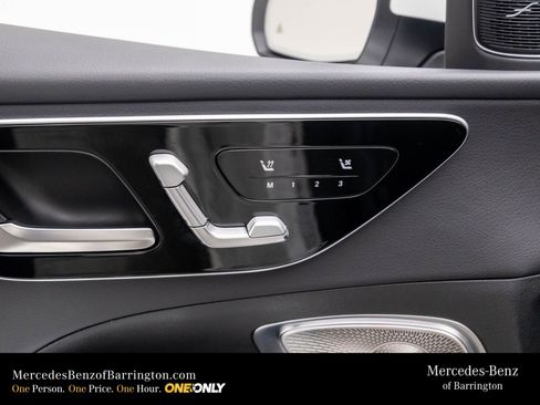New 2026 Mercedes-Benz C 300 4MATIC Sedan image 17