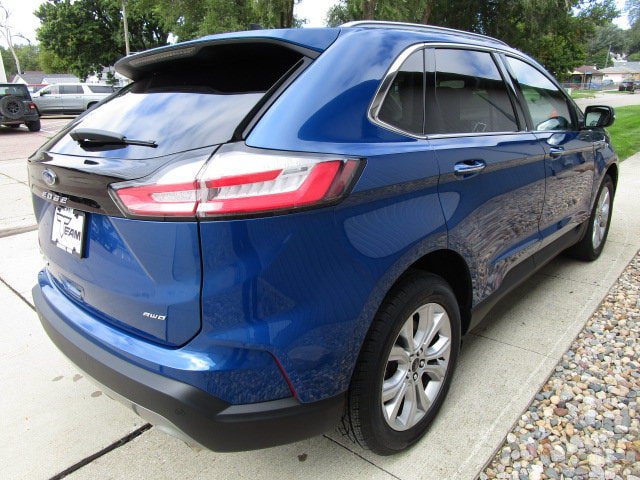 Used 2023 Ford Edge Titanium AWD/4WD image 7