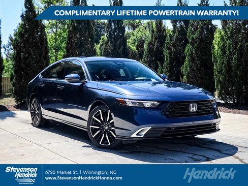 New 2026 Honda Accord Touring image 1