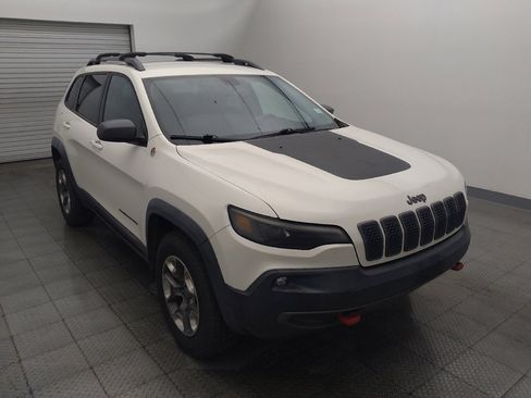 Used 2019 Jeep Cherokee Trailhawk AWD/4WD image 13