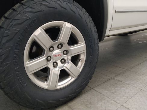 Used 2016 GMC Sierra 1500 SLT w/ Suspension Package, Off-Road AWD/4WD image 31