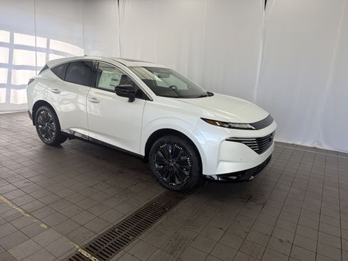 Used 2026 Nissan Murano Platinum image 3