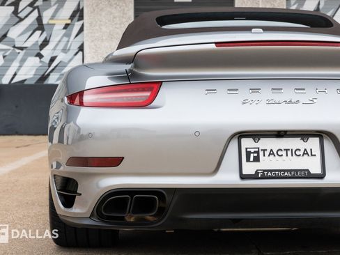 Used 2015 Porsche 911 Turbo S image 16