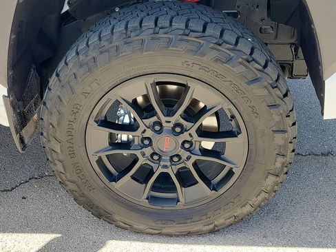 New 2025 Toyota Tundra Limited w/ TRD Off-Road Package AWD/4WD image 7