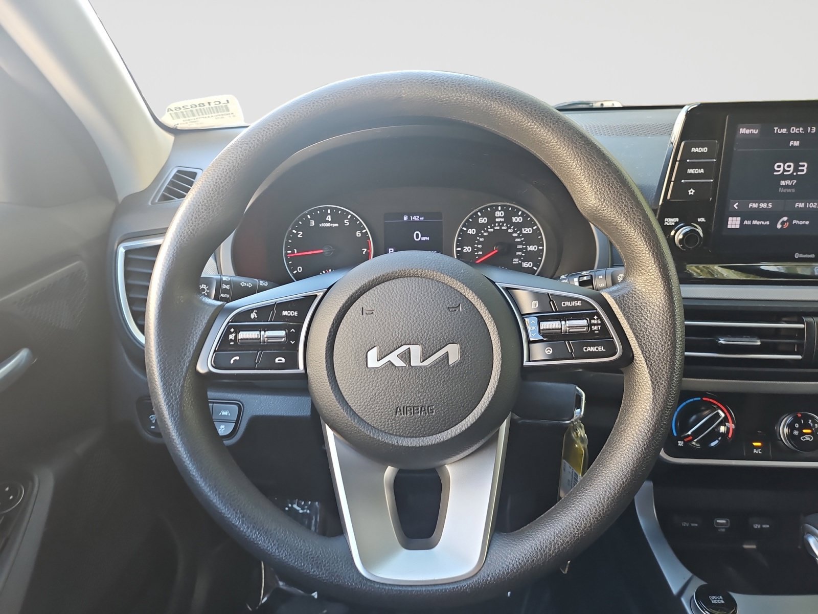 Used 2023 Kia Seltos LX AWD/4WD image 44
