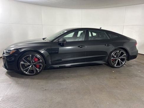 Certified 2022 Audi RS 7 Sportback image 3