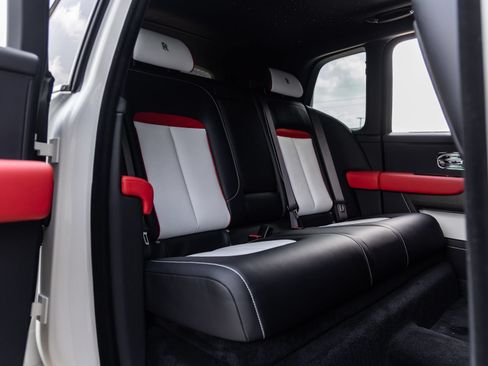 New 2026 Rolls-Royce Cullinan AWD/4WD image 51