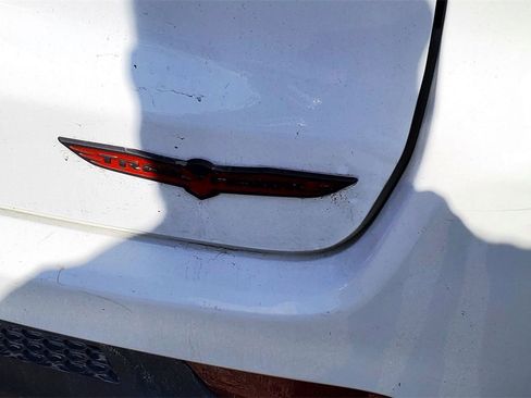 Used 2024 Jeep Compass Trailhawk image 8