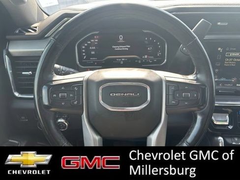 Used 2024 GMC Sierra 3500 Denali AWD/4WD image 17