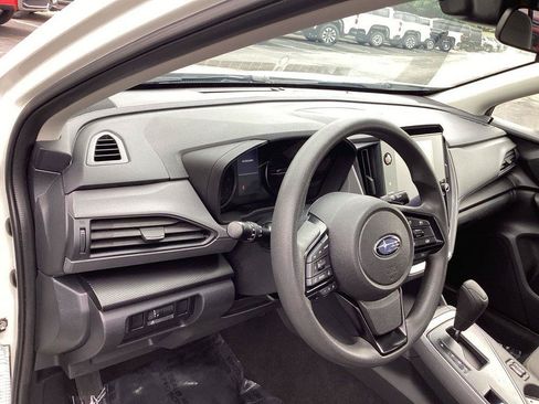 Used 2025 Subaru Crosstrek 2.5i Premium AWD/4WD image 10