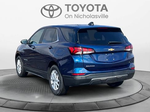 Used 2023 Chevrolet Equinox LT w/ Driver Convenience Package image 4