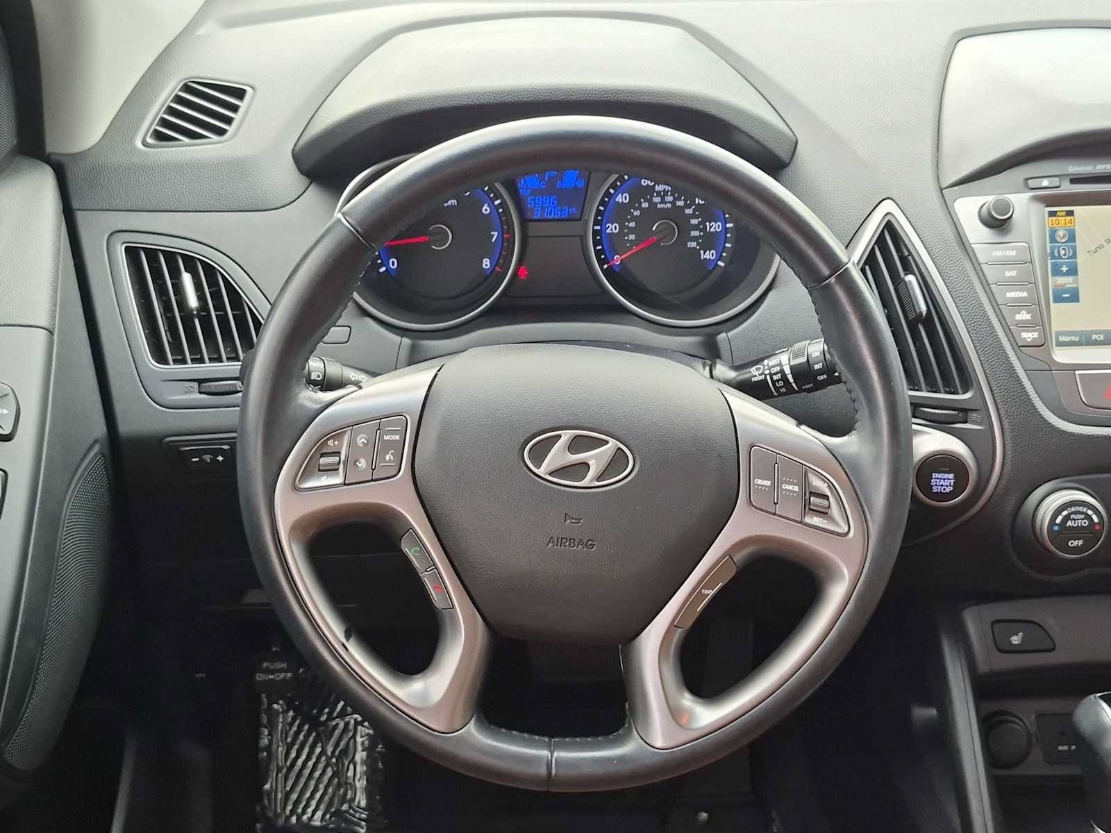 Used 2015 Hyundai Tucson Limited w/ Option Group 03 FWD image 23