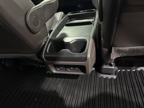 Used 2019 Honda Odyssey Elite image 22