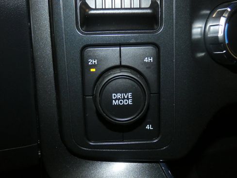 Used 2022 Ford F150 XLT w/ Equipment Group 301A Mid image 17