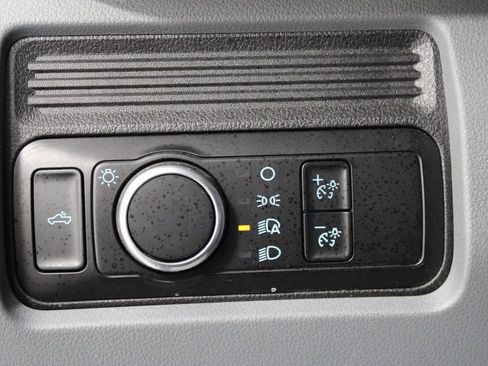 Used 2025 Ford F250 XL w/ FX4 Off-Road Package AWD/4WD image 35