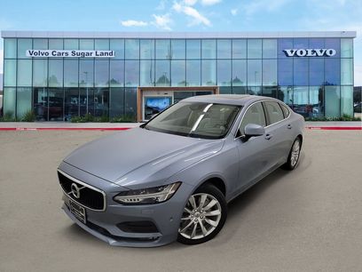 Used 2017 Volvo S90 T6 Momentum w/ Vision Package