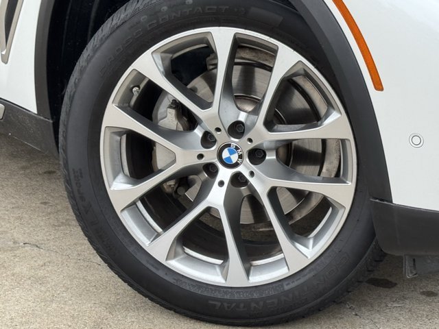 Used 2022 BMW X5 xDrive40i w/ Luxury Seating Package AWD/4WD image 38