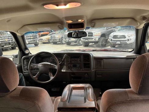 Used 2005 GMC Sierra 2500 SLE w/ Heavy-Duty Power Package image 19