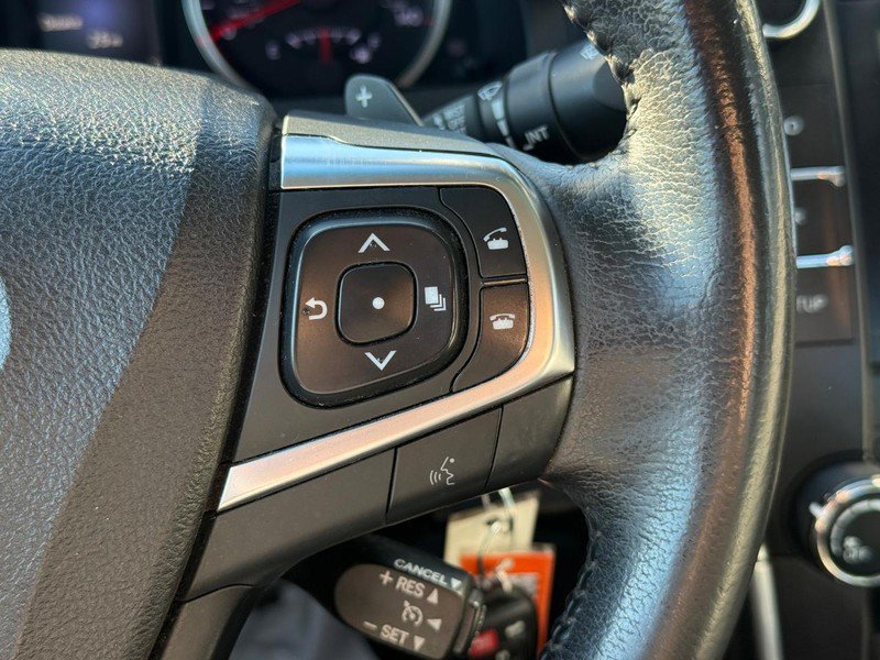 Used 2015 Toyota Camry SE FWD image 21