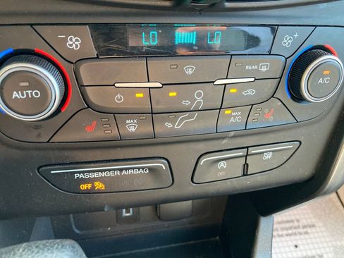 Used 2019 Ford Escape SE AWD/4WD image 25