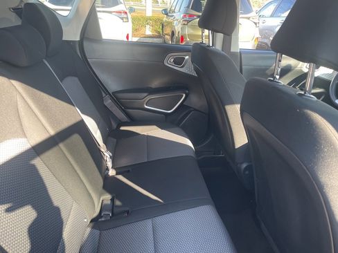 Used 2023 Kia Soul LX w/ LX Technology Package image 25