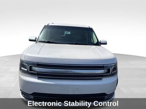 Used 2019 Ford Flex Limited w/ Equipment Group 303A AWD/4WD image 9