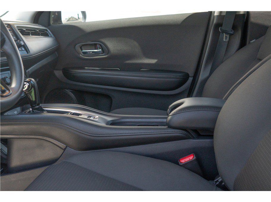 Used 2020 Honda HR-V LX image 30