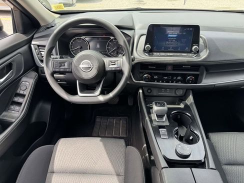 Certified 2024 Nissan Rogue SV AWD/4WD image 14
