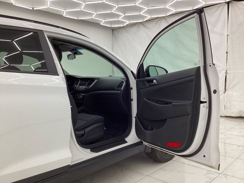 Used 2017 Hyundai Tucson Night image 17