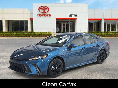Used 2025 Toyota Camry SE
